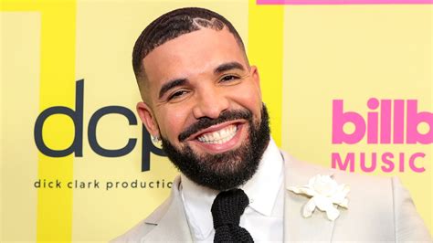 nudes de drake|Drake Seemingly References His Leaked NSFW Video: The。